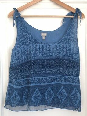 Converse Lightweight Tank Top with Layered look and Tied Straps